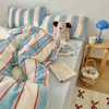 Juego de ropa de cama de cuatro piezas estilo Ins, con bloques de color color sal marina, de terciopelo de leche engrosado para otoño e invierno, que incluye una sábana cálida, una funda de edredón y una sábana bajera ajustable, adecuado para dormitorios de estudiantes