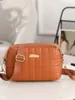 Bolsa Bordada de Nicho 2024 Nova Bolsa Atacado Transfronteiriço Bolsa Feminina Moda Versátil Bolsa de Câmera Bolsa Feminina Bolsa Transversal