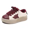 Zapatos Deportivos Infantiles 2026 Primavera/Otoño Nuevo Estilo Zapatos de Skate para Niños Transpirables Resistentes al Desgaste Zapatos Casuales de Estrella de Suela Suave para Niñas