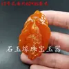 Cera de abeja al por mayor fluorescente flotante agua salada mango de cera de abeja colgante Hu cera de abeja color amarillo aceite de pollo colgante Buda Guanyin cabello de cera de abeja vieja
