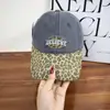 Gorra de Béisbol Bordada con Letras para Mujer, Estampado de Leopardo, Nuevo Estilo Retro Americano, Gorra de Pico Adelgazante, Sombrero Suave de Copa para Hombre para Primavera y Otoño