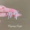 Pendientes de Lazo Estilo Ballet "Cinta Ondulada", Pendientes de Lujo Ligero y Exquisitos, Diseño de Nicho, Dulces Accesorios para Orejas de Cinta