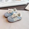 Zapatillas Retro para Niños de 3-6 Años Nuevas Llegadas de Otoño Niños y Niñas Suela Suave Antideslizantes Zapatos de Entrenamiento Alemanes Ligeros Transpirables Zapatos para Niños