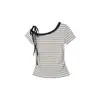 Camiseta de Manga Corta a Rayas Off-the-Shoulder Estilo Coreano para Mujer, Nueva Llegada de Verano, Patchwork con Cordones en Bloque de Color, Adelgazante, Estilo Chica Caliente, Top de Moda