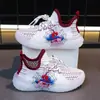 Zapatos Deportivos Infantiles 2026 Primavera y Verano Nuevo Estilo Zapatos de Malla Zapatos de Coco para Niños Mayores Transpirables Dibujos Animados Deportivos Casuales