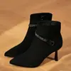 Botines de tacón alto con punta para mujer, nueva colección otoño/invierno 2026, gamuza, elegantes, forrados de felpa, modernos, con pedrería, tacones finos y efecto adelgazante