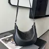 Bolsa de Couro de Alta Qualidade em Formato de Meia-Lua para o Dia a Dia, Bolsa de Ombro Feminina, Novo Estilo Outono/Inverno 2026, Bolsa de Ombro Único Transversal, Bolsa de Mão Formato Bolinho