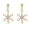 Nuevos pendientes de copo de nieve navideños, elegantes pendientes de moda transfronteriza, pendientes de copo de nieve de diamantes a juego.