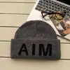 Gorro Grosso Cinza Estilo Japonês para Mulheres, Moda de Rua de Inverno, Gorro de Tricô Estilo Preguiçoso, Afina o Rosto, Gorro à Prova de Frio