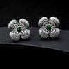 Nuevos Aretes de Flor de Cuatro Hojas de Zirconio Micro-Incrustado, Lujo Ligero, Modernos y de Alta Gama, Aretes Populares, Aretes Femeninos y Elegantes para Dama