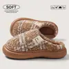 Pantuflas de algodón con suela gruesa para hombre, nuevo estilo otoño/invierno 2026, antideslizantes, resistentes al olor, cálidas y esponjosas, adecuadas para uso en casa