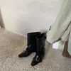 Nueva colección de otoño e invierno: Botas de montar cuadradas para mujer con hebilla de estilo coreano, botas de media caña adelgazantes y versátiles con un look chic