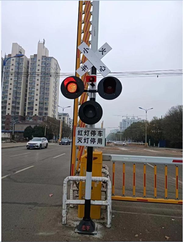 铁路道口报警器2.jpg