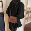Bolsa Quadrada Pequena Elegante e Versátil para Mulheres 2026 Nova Bolsa de Ombro Retro Tendência Bolsa Transversal Simples para o Dia a Dia