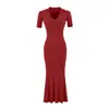 Vestido Bodycon de Cola de Pez con Escote en V y Mangas Cortas Estilo Puramente Sexy, Nuevo Modelo de Verano, Ceñido a la Cintura, Ajustado, Elegante Vestido de Longitud Media