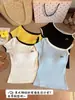 Camiseta de Manga Corta con Hombro Descubierto y Costuras de Color Contrastante Estilo Americano Spice Girl para Mujer, Verano, Ajustada, Adelgazante, Sexy, Prenda Exterior, Top Básico