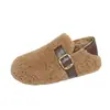 Zapatos peludos para mujer 2026 Otoño e Invierno Nuevo Estilo coreano Ins Estudiante Deportivos Casuales Versátiles de doble uso Zuecos a medias Birkenstock