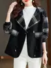 Chaqueta Corta de Punto Moda y Estilo para Mujer 2025 Otoño e Invierno Nuevo Estilo Traje de Aroma Pequeño Cuello de Rebeca Top Delgado Tendencia
