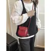 Bolsa Feminina de Luxo de Nicho Outono/Inverno 2025 Nova Bolsa de Ombro Transversal Vintage Popular Ins Bolsa Mini Selim