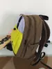 Mochila Casual Leve Nova 2025 para Mulheres Mochila Casual para Estudante do Ensino Médio Mochila de Viagem com Cor Contrastante