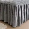 Funda de falda de cama de terciopelo de leche de invierno, modelo nuevo 2023, cubierta de colchón de felpa con falda, cubierta de cama que oculta imperfecciones, estilo de falda de cama para mujer