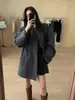 Nova Coleção Primavera e Outono 2026 Estilo Petite Casual Coreano Estilo Hepburn Curto Cinza Designer Trench Coat para Mulheres