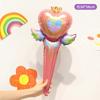 Celebridad de internet varita de mano de hada pequeña globo de dibujos animados pequeña decoración para fiesta de cumpleaños de bebé diseño de actividad escolar de jardín de infantes
