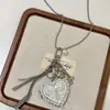 Collar con Espejo de Corazón Ins Coreano de Nicho de Alta Gama Colgante para Bolso de Mujer Hebilla de Espejo para Mujer Espejo de Maquillaje Joyería