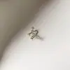 Brinco de Clipe de Zircônia Sem Furo na Orelha Feminino Design de Nicho Estilo Vento Frio Novo Estilo Clipe de Orelha Pendurado na Orelha Brincos de Pino