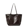 2026 Nueva Bolsa Tote de Gran Capacidad de Alto Valor para Mujer Moda Retro Texturizada Bolso de Hombro Único Bolso Simple para el Trabajo