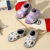 Sapatos e Meias de Chão para Crianças Internos Antiderrapantes Solado Macio Meias para Bebê Sapatos Meninos e Meninas Casa Respirável Sapatos para Crianças Pequenas