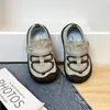 Tênis de Lona Infantil Modelos Primavera e Verão 2026 Tênis Casuais Respiráveis de Malha para Meninos com Velcro Sapatilhas para Meninas Sapatos de Solado Macio