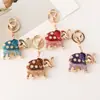 Llavero Creativo de Elefante con Incrustaciones de Diamantes de Colores Serie Animal Colgante de Coche Pequeño Regalo Accesorios para Llaveros