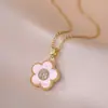 Collar para Mujer, Nuevo Colgante de Amor Transfronterizo de Moda, Diseño Nicho, Collar de Cadena para Clavícula Simple y Versátil