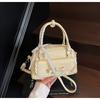 Bolsa Pequena de Luxo de Nicho para Mulheres, Bolsa tipo Pãozinha Casual da Moda, Nova Bolsa Transversal Versátil Elegante da Moda 2025