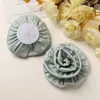 Couro Elegante Coreano Couro Artesanal Rosa Enrolada Corda de Cabelo DIY Adorno de Cabeça Corsage Colar Acessórios de Flor para Roupas