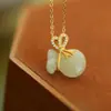 Colar com Pingente S925 Prata Esterlina Banhado a Ouro Inserido em Ouro Saco da Sorte Jade Hetian Estilo Chinês Retrô Versátil Elegante Estiloso Exquisito