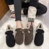 Zapatos de invierno cálidos nuevos para mujer 2026 moda mocasines forrados de felpa con hebilla de cinturón cómodos estilo coreano slip-on