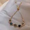 Pulsera de Flor de Trébol Incrustada con Diamantes, Estilo Retro Europeo y Americano, Pulsera de Moda Exquisita Personalizada, Joyería de Lujo Ligero de Alta Gama al por Mayor