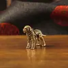 Venta Caliente Transfronteriza Latón Retro Perro Labrador Figura Animal Perro Cachorro Decoración de Escritorio Figura de Cobre