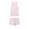 Top regata sexy sem mangas estilo americano, camisole curta de cintura alta justa ao corpo, shorts esportivos fitness de cintura baixa com cordão que abraçam o quadril