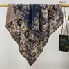 Nuevo Pañuelo Cuadrado de Terciopelo Impreso por Ambos Lados para Mujer, Estilo Coreano Retro Patrón de Espiga 90 Pañuelo de Seda con Elegante Chal Lote
