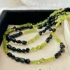 Novo colar gola estilo chinês vintage com blocos de cores em ágata preta natural e peridoto