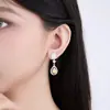 Pendientes de Zirconia Sintética Xuping Jewelry, Lujo Ligero Gama Alta Estilo Largo Incrustados Completamente con Diamantes Pendientes Largos con Forma de Gota Venta al por Mayor para Mujeres