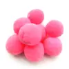 Al por mayor personalizado bola de pelo de alta elasticidad accesorios hechos a mano para bricolaje color poliéster zapatos y sombreros tamaño bola de pelo de color mixto bola de felpa