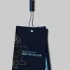 Nuestra Fábrica Personaliza Cartulina Blanca, Papel Couché y Otras Etiquetas para Ropa, Zapatos y Calcetines. Se pueden agregar etiquetas personalizadas con logo, impresión a color, estampado en caliente y gofrado