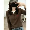 Elegante y estilosa camiseta de dos piezas de manga larga para mujer, en color café, con cuello redondo y botones, un top de moda y único para otoño