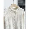 Suave cárdigan de punto trenzado estilo francés para mujer, nuevo modelo 2026, con bordes festoneados, adecuado para usar en capas como suéter o como top corto