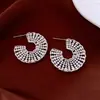 Pendientes Redondos Huecos con Aguja de Plata Electrochapada en Oro Real de 18K Estilo Europeo y Americano Pendientes Versátiles Pendientes de Moda Únicos Nicho