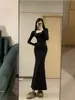 Vestido negro de cola de pez con estampado de flor de loto para mujer, vestido de punto de manga larga para principios de otoño, adecuado para figuras en forma de pera, vestido ajustado estilo Berkeley